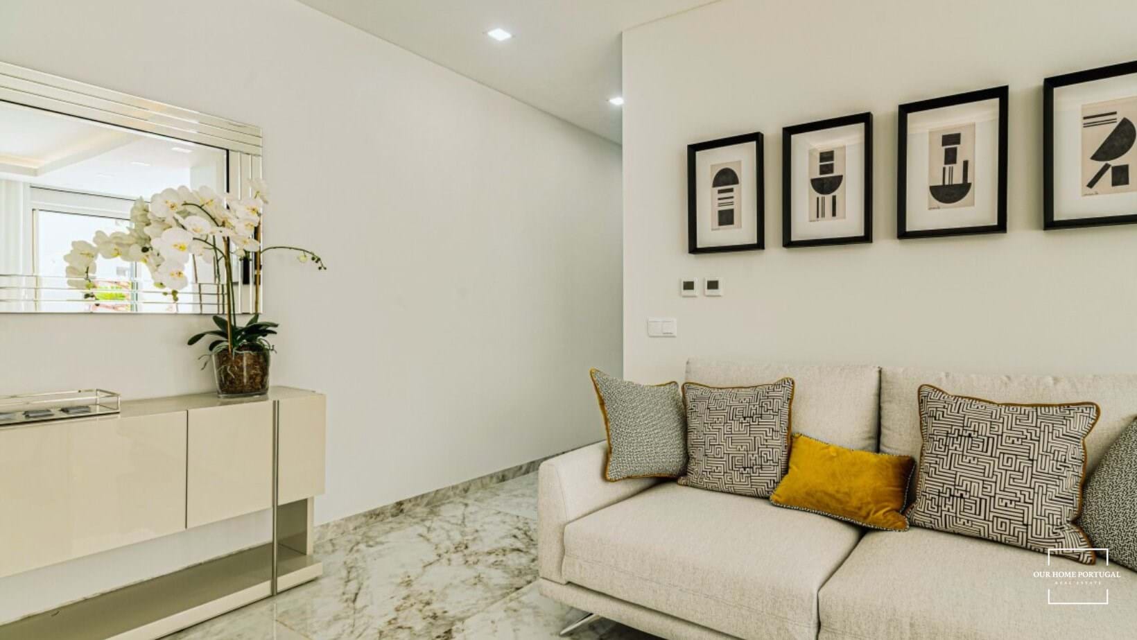 2 Bed, 2 Bath, ApartmentFor Sale, Lagos, Faro, 8600-600