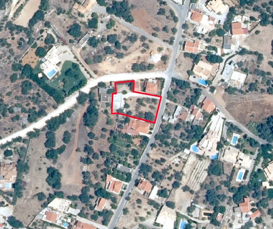 4 Bed, 2 Bath, HouseFor Sale, Loulé, Faro, 8100-289