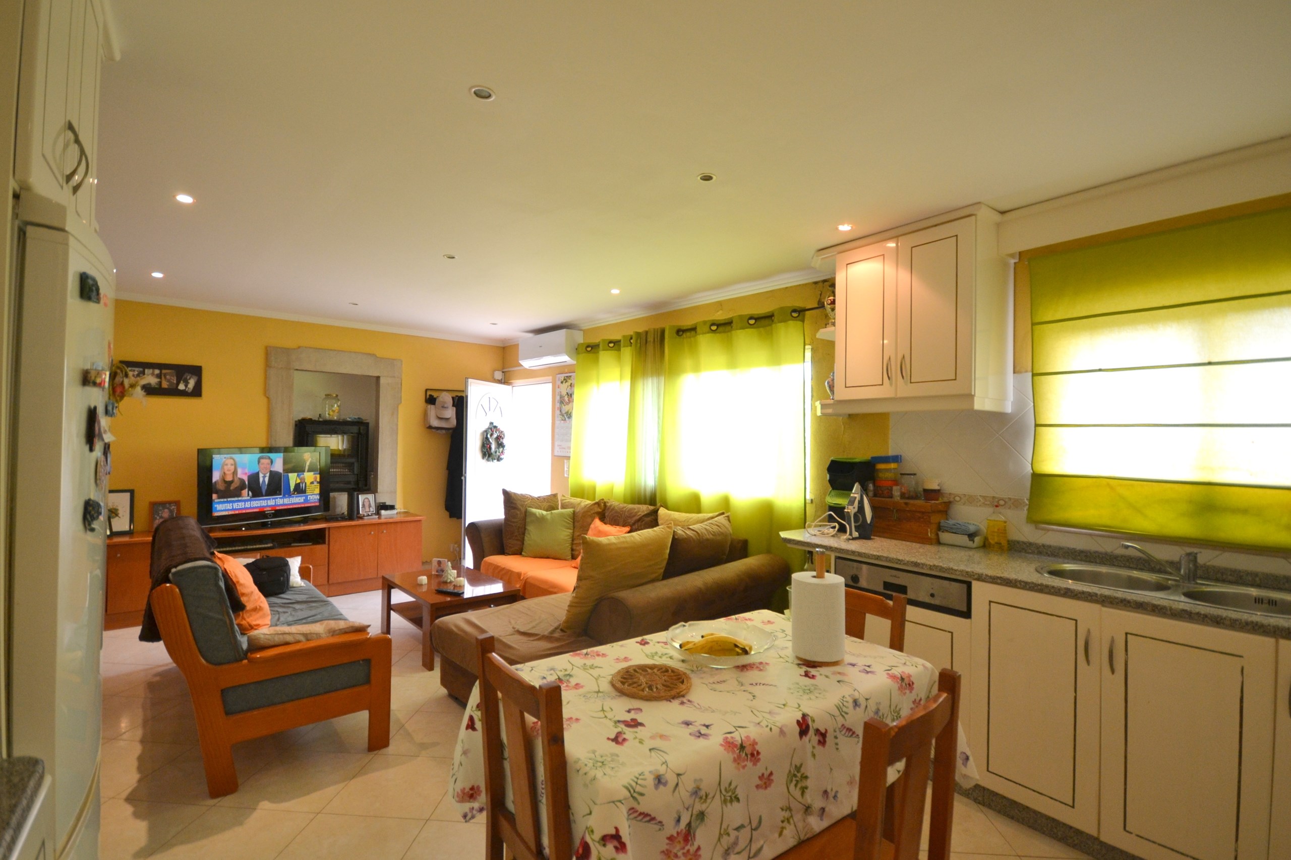 4 Bed, 2 Bath, HouseFor Sale, Loulé, Faro, 8100-289