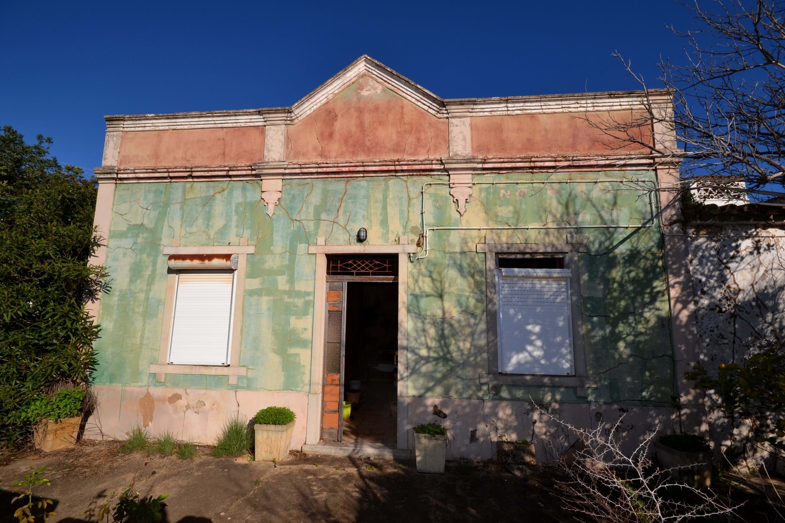 3 Bed, 1 Bath, HouseFor Sale, Loulé, Faro, 8100-289