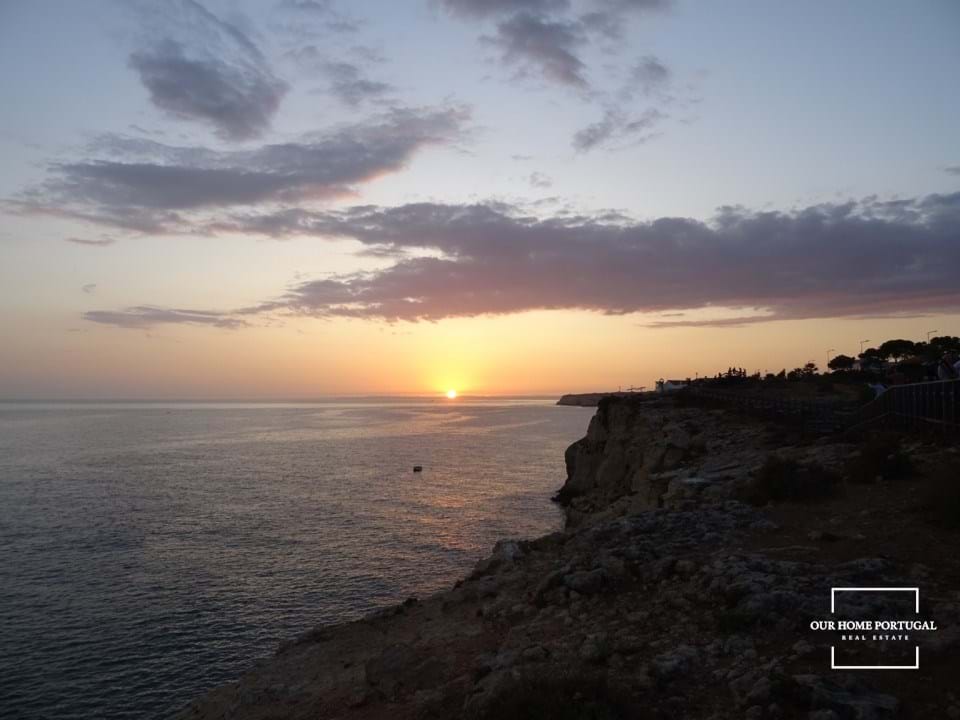 2 Bed, 2 Bath, ApartmentFor Sale, Carvoeiro, Lagoa, Faro, 8400-550