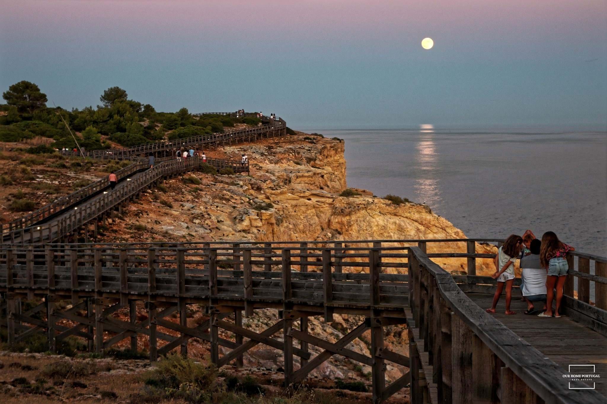 2 Bed, 2 Bath, ApartmentFor Sale, Carvoeiro, Lagoa, Faro, 8400-550