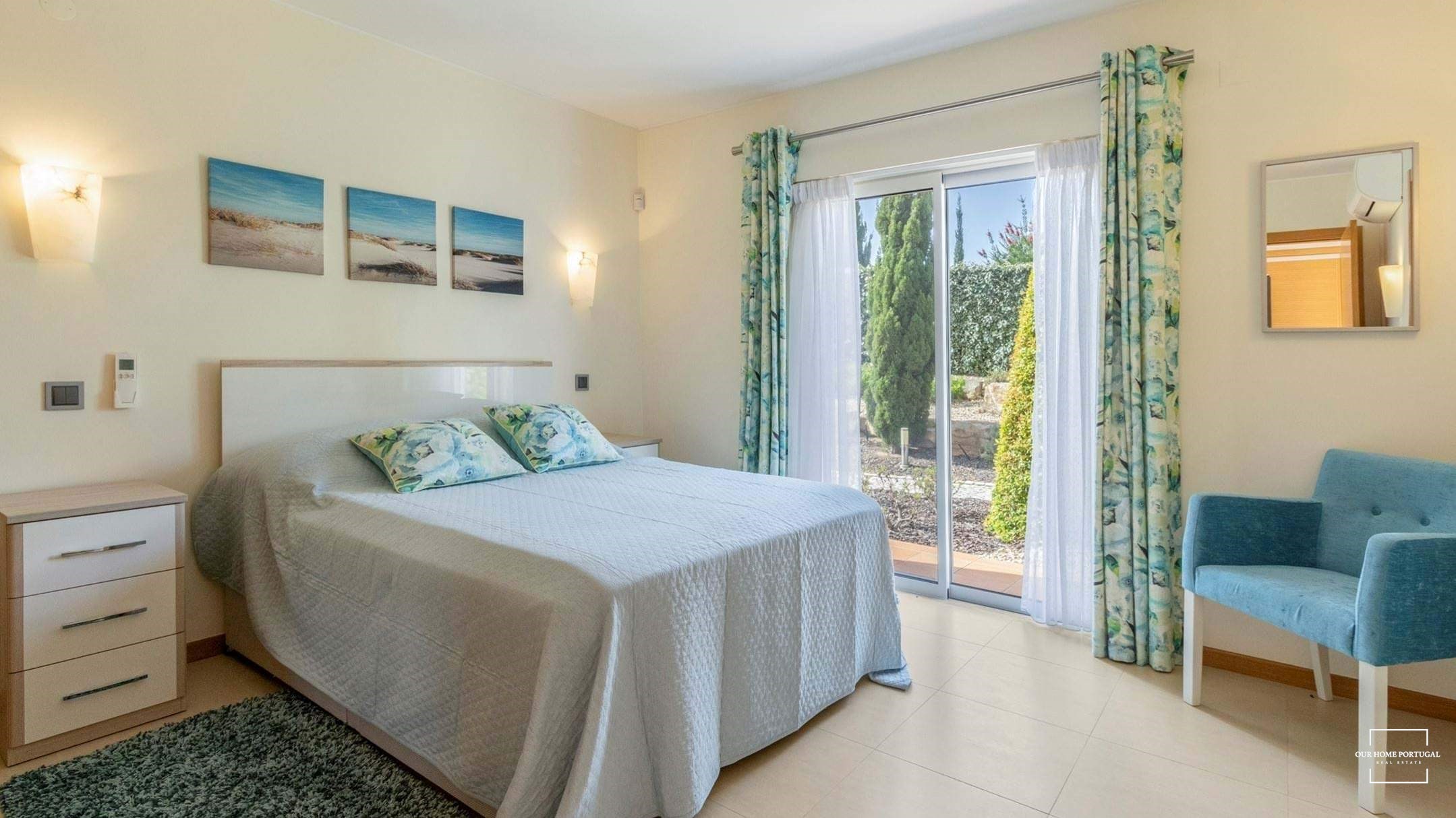 3 Bed, 2 Bath, HouseFor Sale, Lagoa, Faro, 8400-009