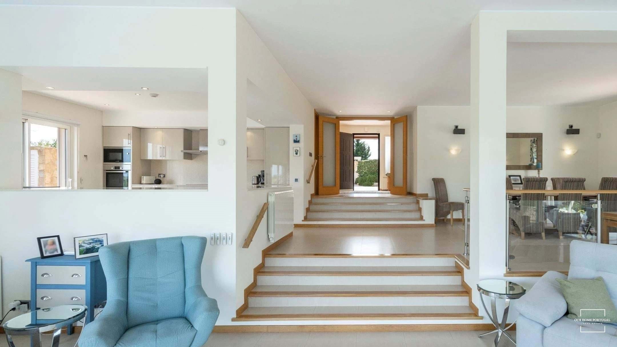 3 Bed, 2 Bath, HouseFor Sale, Lagoa, Faro, 8400-009