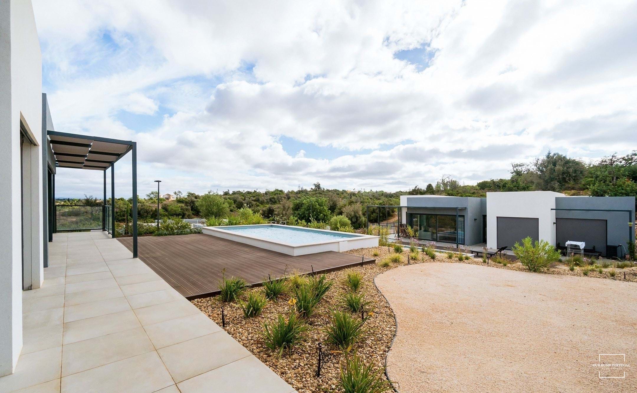 3 Bed, 2 Bath, HouseFor Sale, Lagoa, Faro, 8400-561