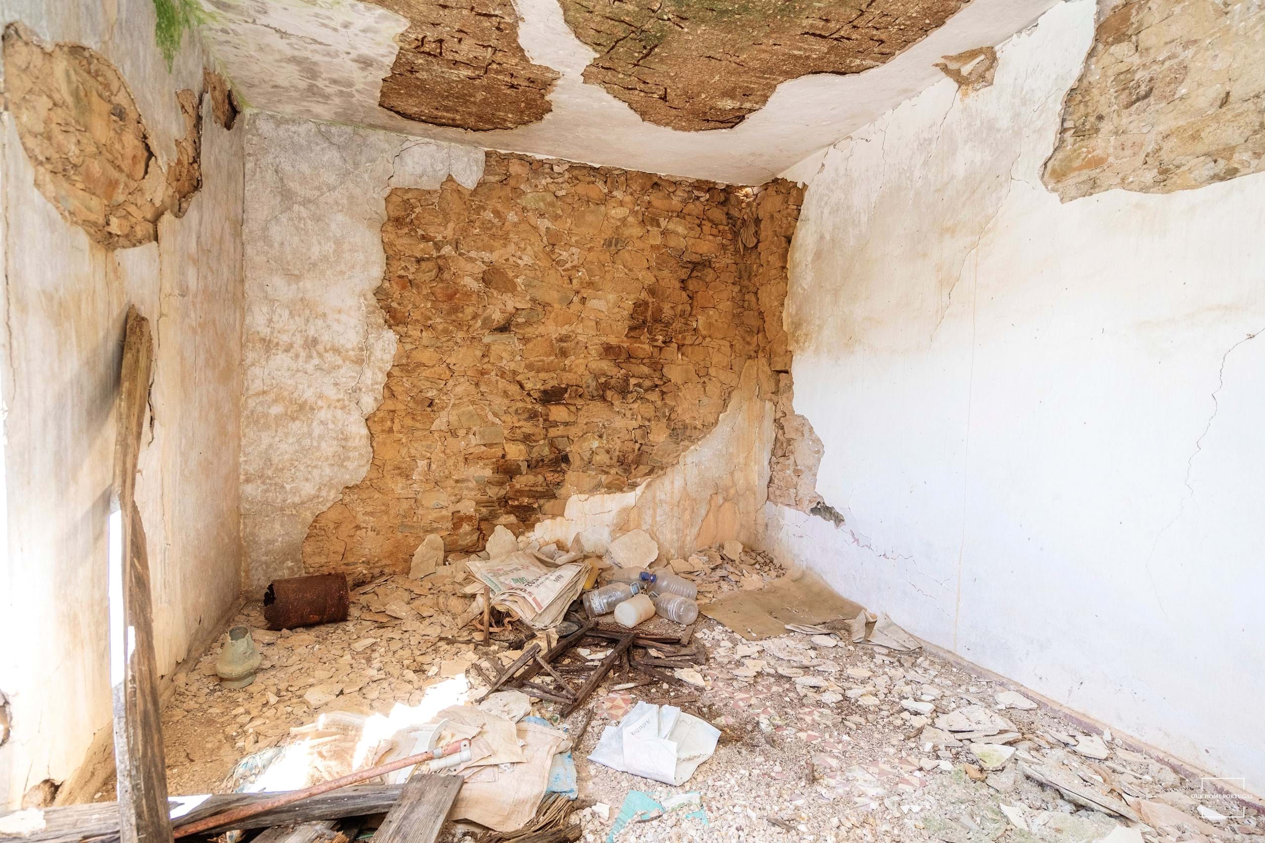 2 Bed, 1 Bath, HouseFor Sale, Loulé, Faro, 8100-183