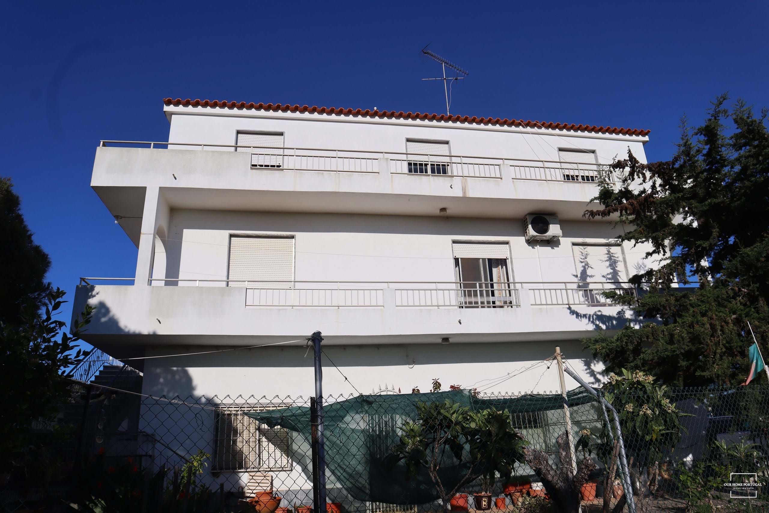3 Bed, 2 Bath, HouseFor Sale, Loulé, Faro, 8100-287