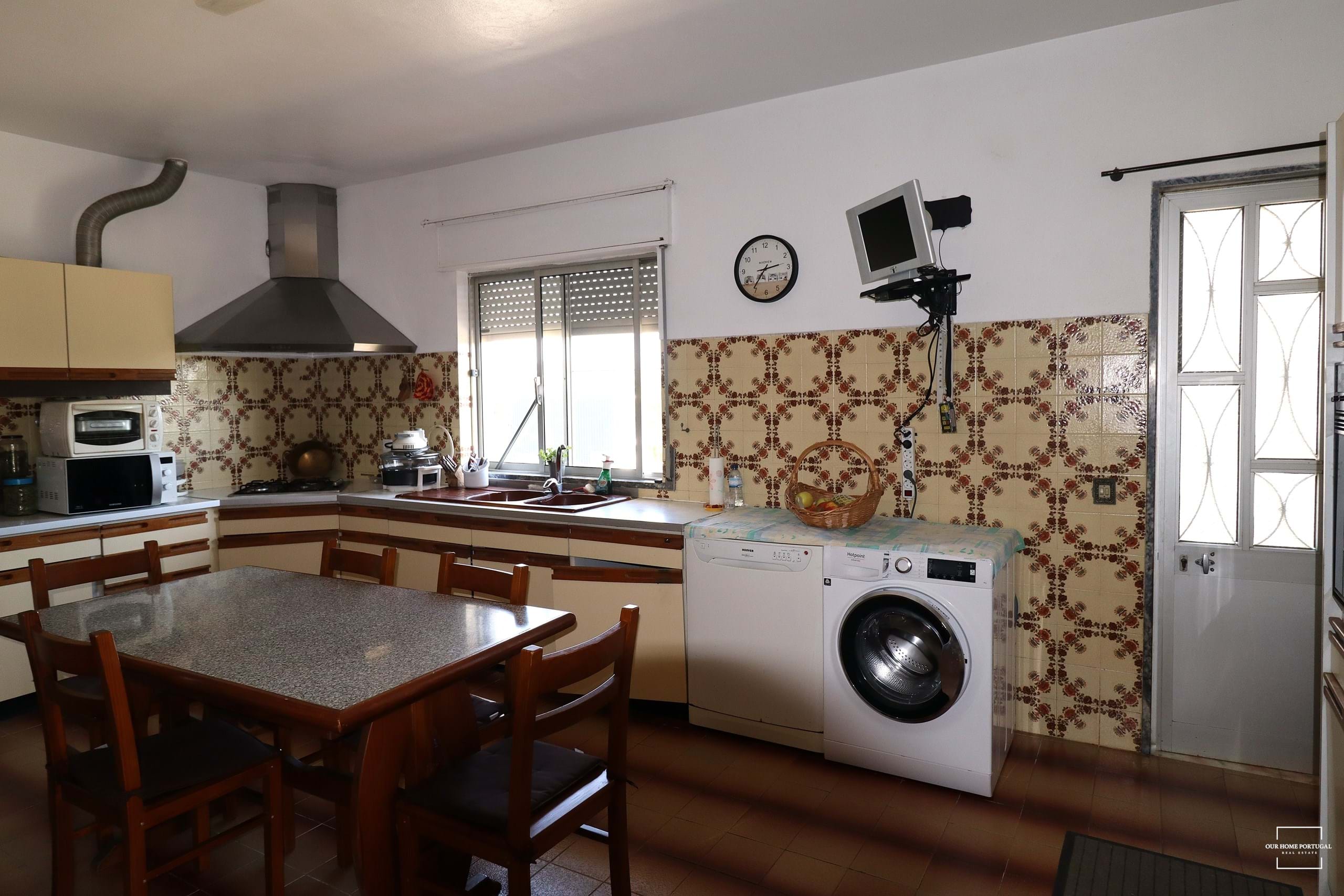 3 Bed, 2 Bath, HouseFor Sale, Loulé, Faro, 8100-287