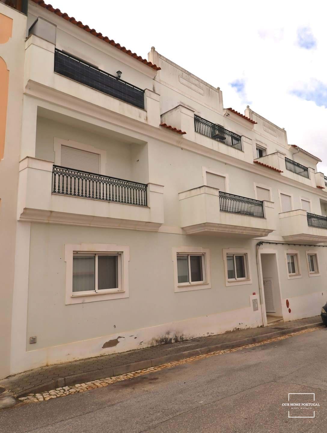 2 Bed, 1 Bath, ApartmentFor Sale, Silves, Faro