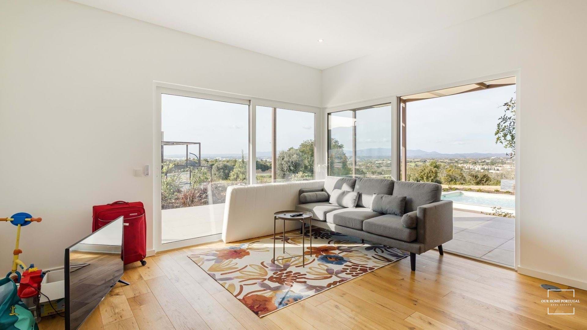 3 Bed, 2 Bath, HouseFor Sale, Lagoa, Faro, 8400-561