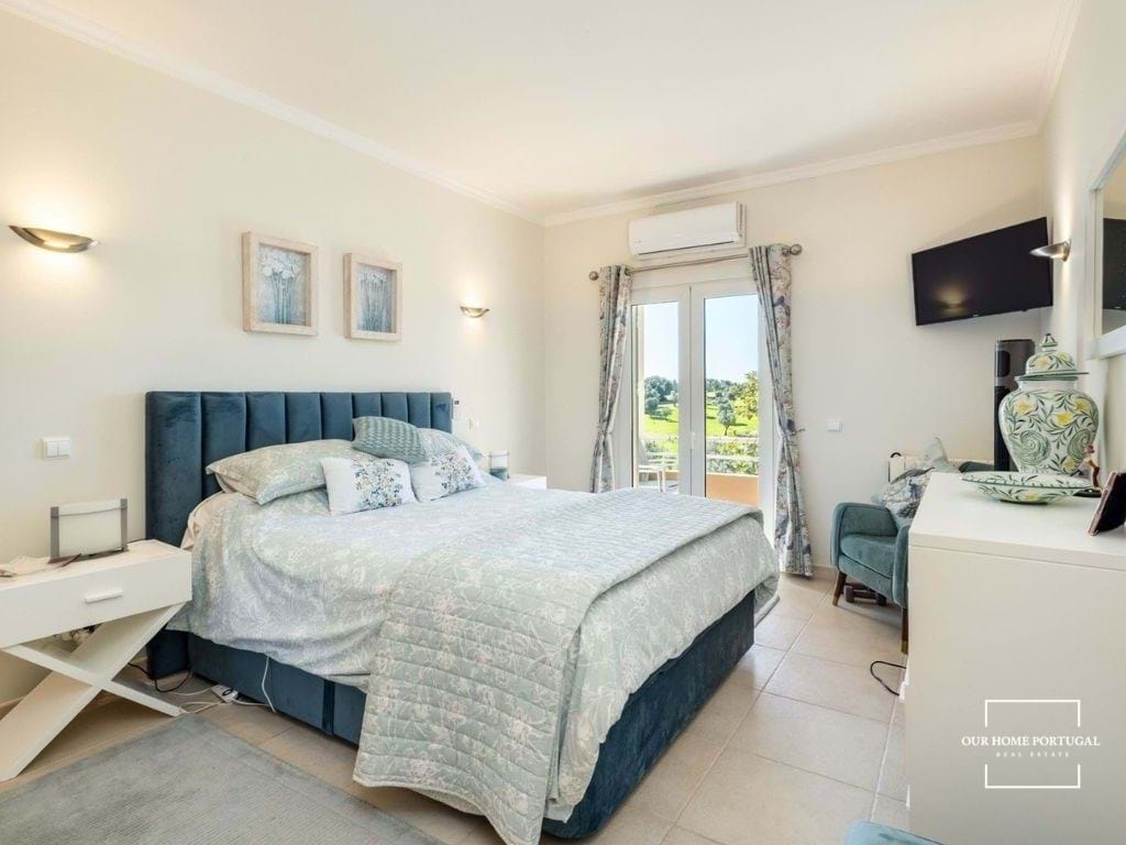 3 Bed, 2 Bath, ApartmentFor Sale, Lagoa, Faro, 8400-143