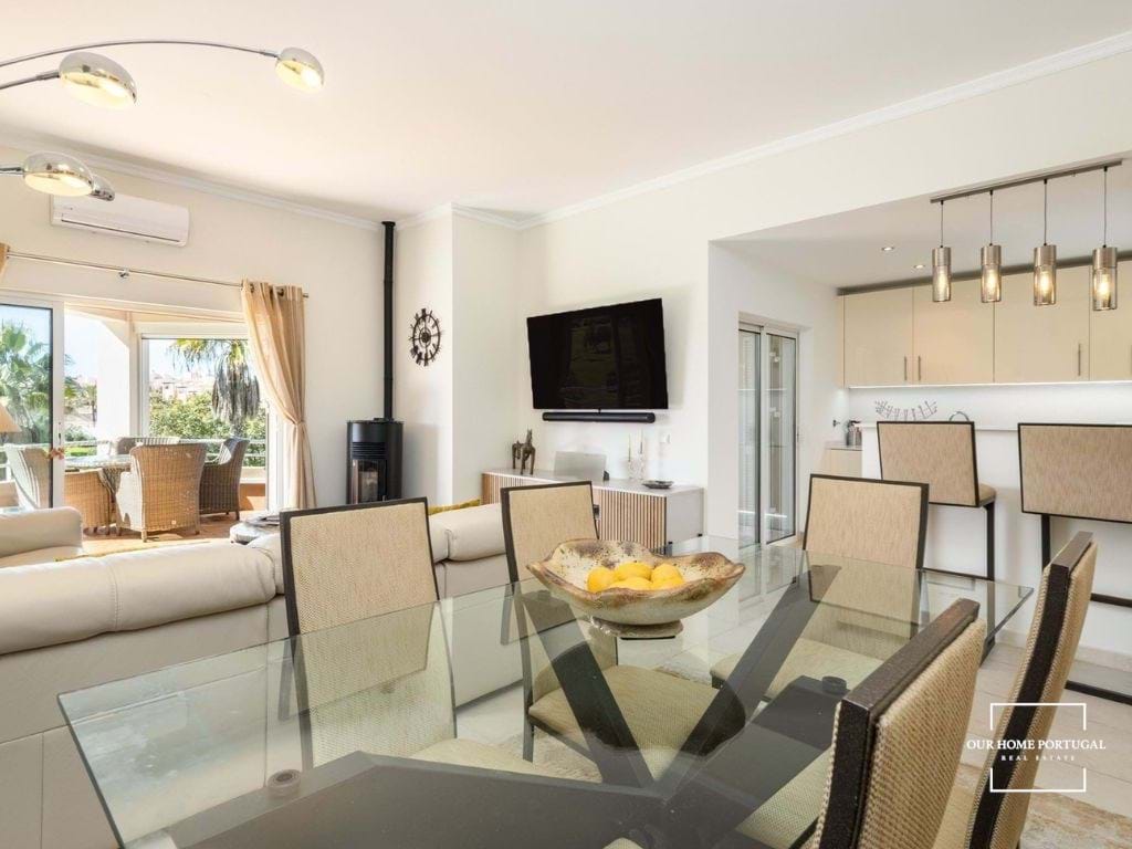 3 Bed, 2 Bath, ApartmentFor Sale, Lagoa, Faro, 8400-143