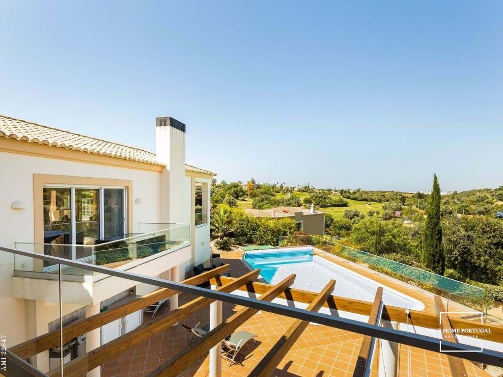 3 Bed, 2 Bath, HouseFor Sale, Lagoa, Faro, 8401-908