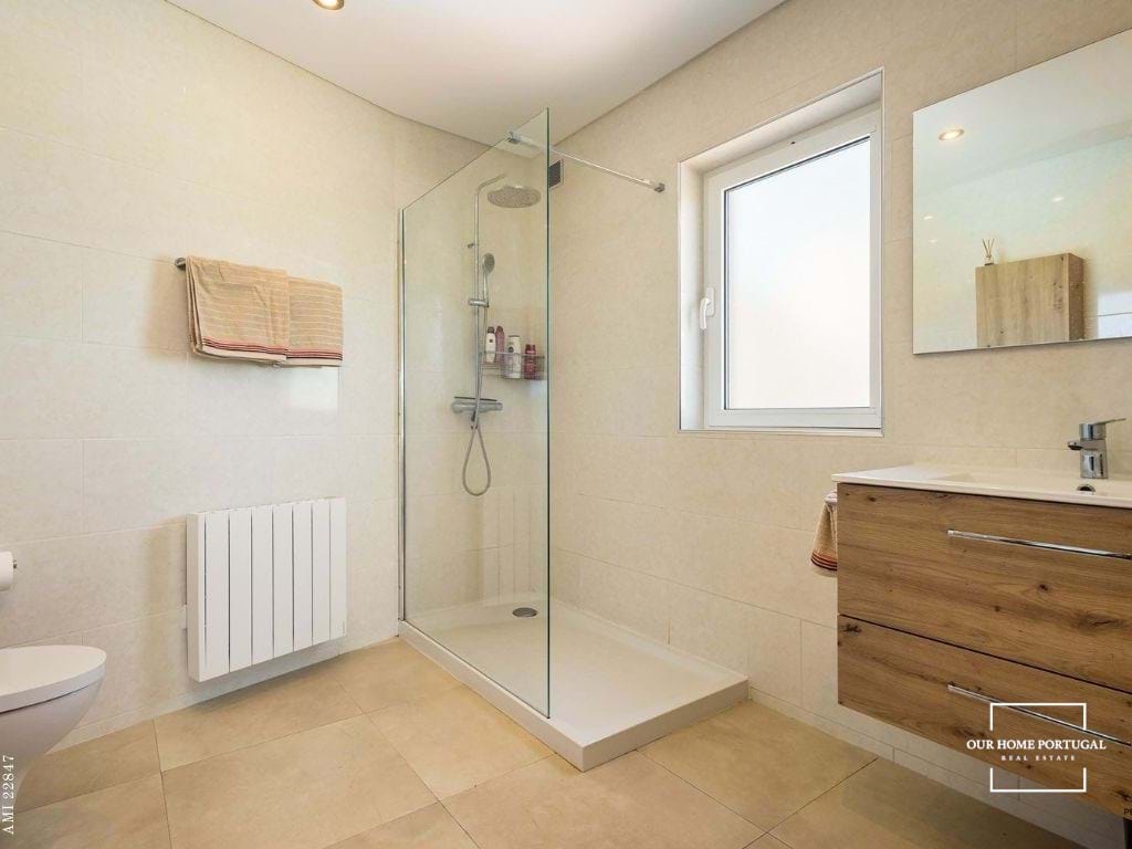 3 Bed, 2 Bath, HouseFor Sale, Lagoa, Faro, 8401-908