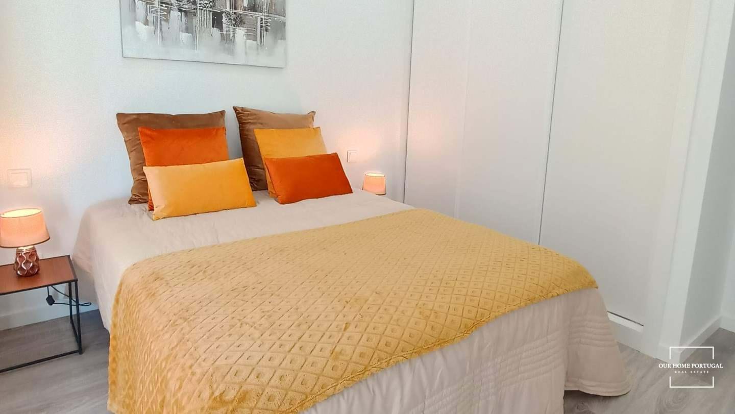 3 Bed, 2 Bath, ApartmentFor Sale, Lisboa, Lisboa, 1500-386