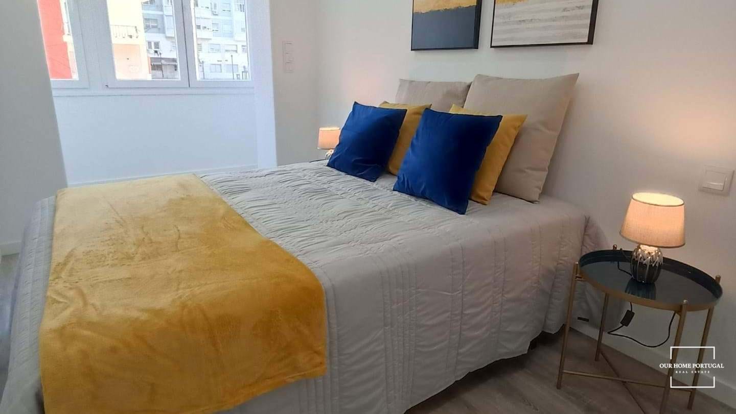 3 Bed, 2 Bath, ApartmentFor Sale, Lisboa, Lisboa, 1500-386