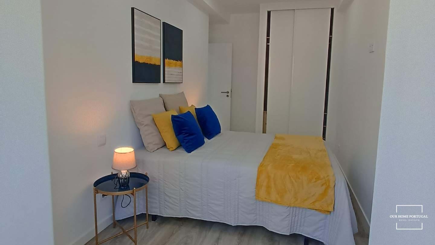 3 Bed, 2 Bath, ApartmentFor Sale, Lisboa, Lisboa, 1500-386