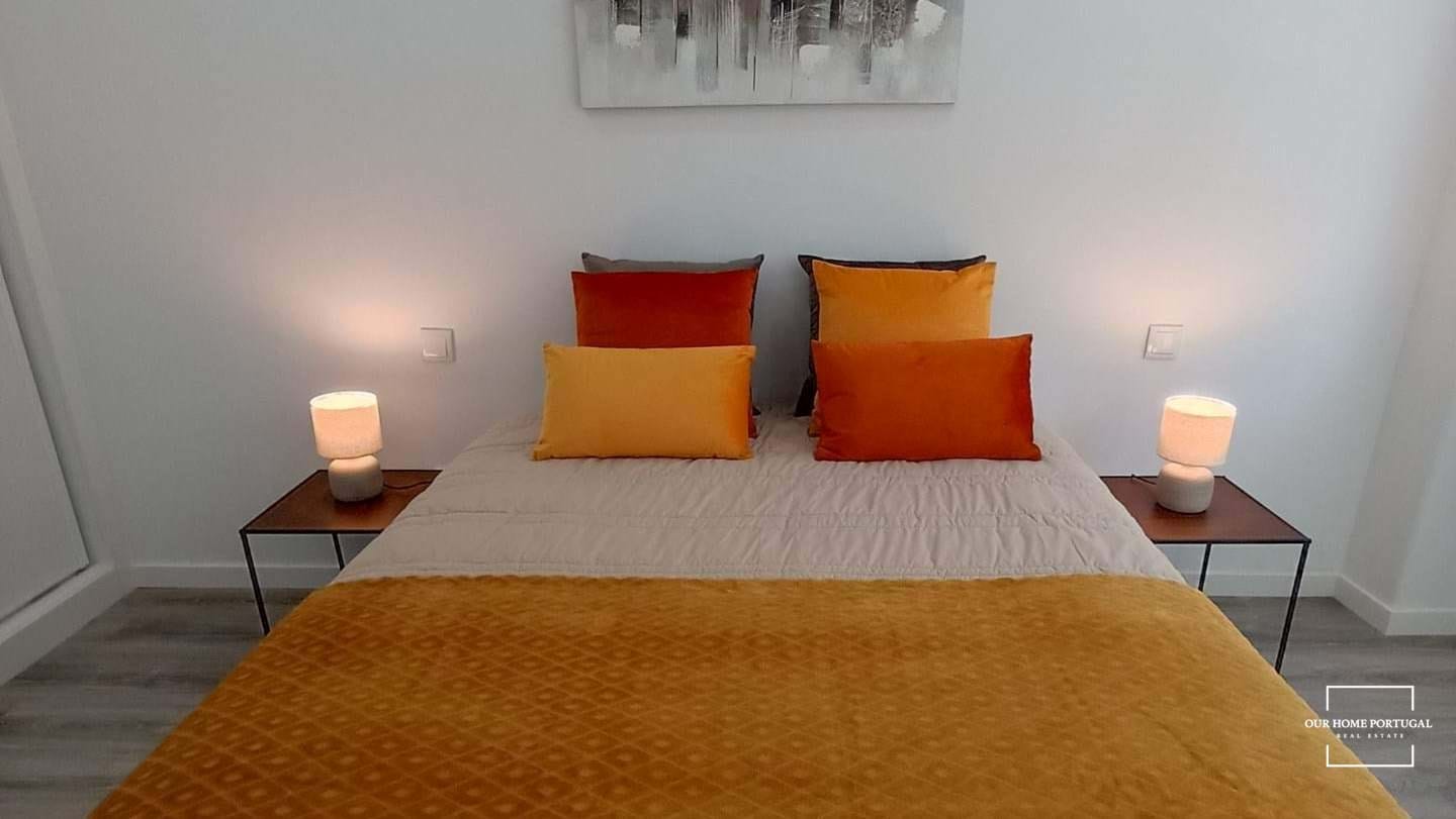 3 Bed, 2 Bath, ApartmentFor Sale, Lisboa, Lisboa, 1500-386