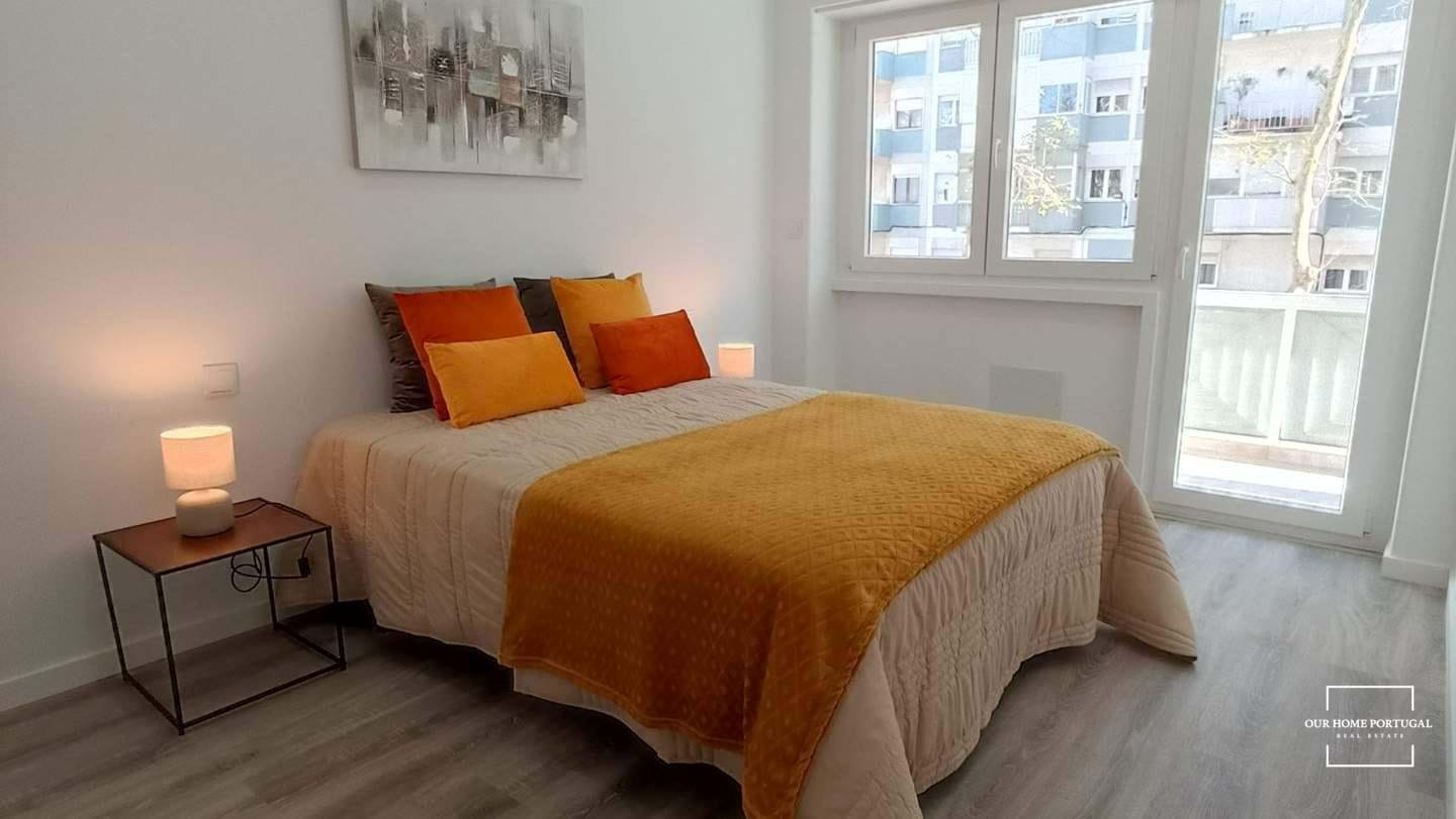 3 Bed, 2 Bath, ApartmentFor Sale, Lisboa, Lisboa, 1500-386
