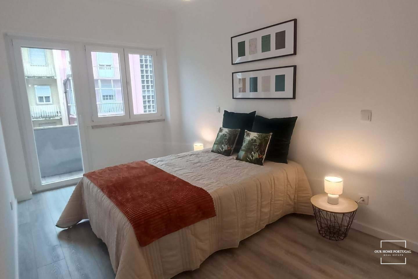 3 Bed, 2 Bath, ApartmentFor Sale, Lisboa, Lisboa