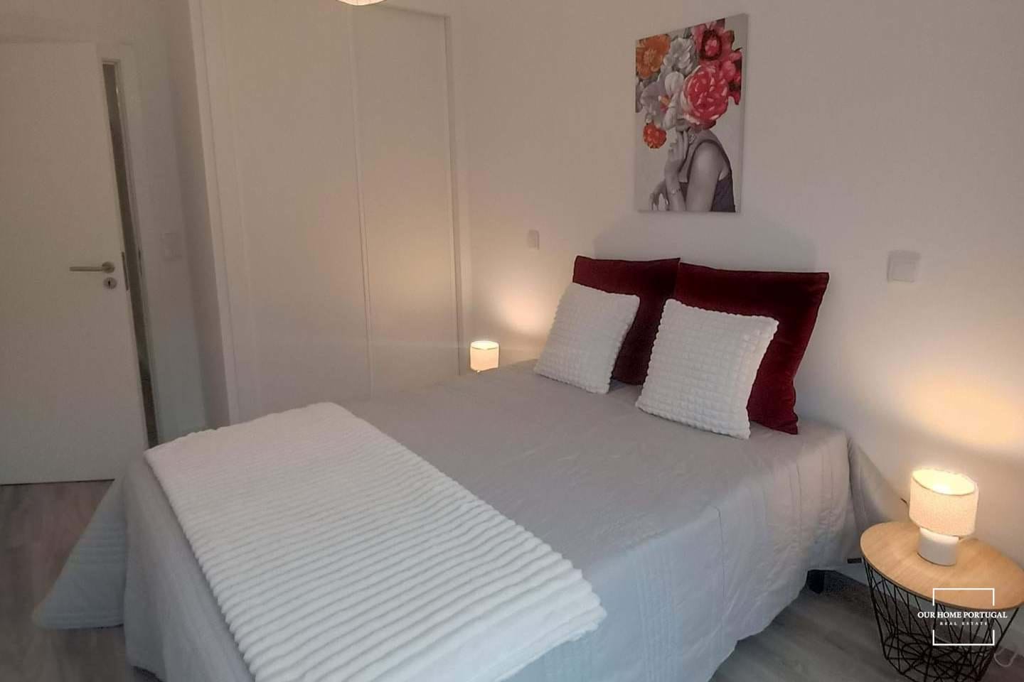 3 Bed, 2 Bath, ApartmentFor Sale, Lisboa, Lisboa