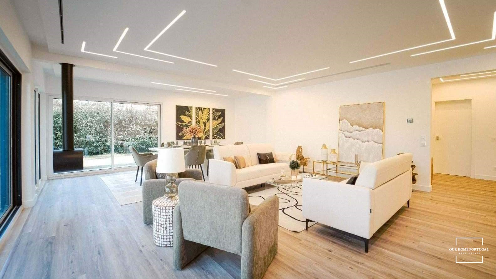 4 Bed, 4 Bath, HouseFor Sale, Almada, Setubal