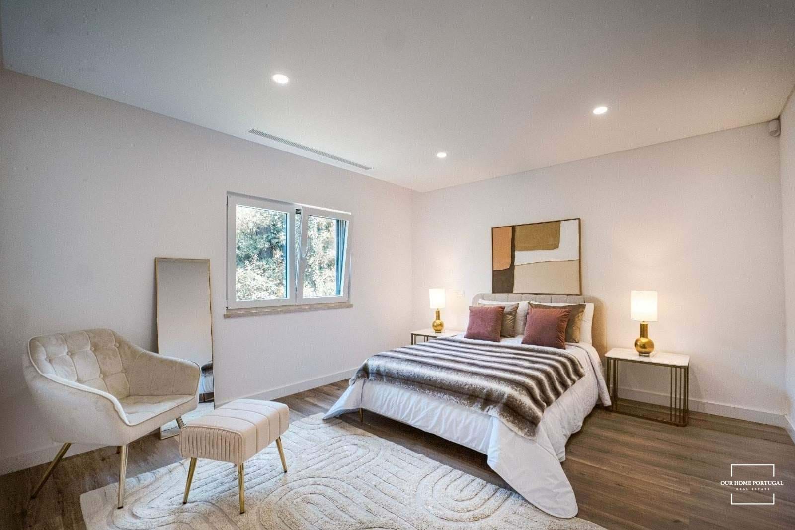 4 Bed, 4 Bath, HouseFor Sale, Almada, Setubal