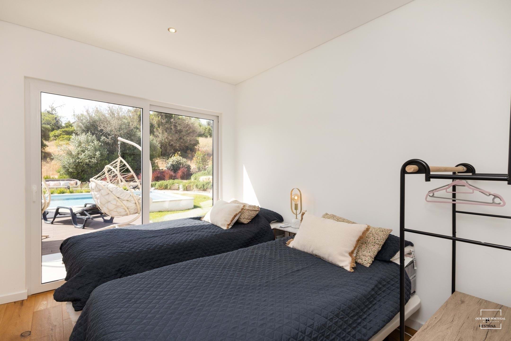 3 Bed, 2 Bath, HouseFor Sale, Lagoa, Faro, 8400-561