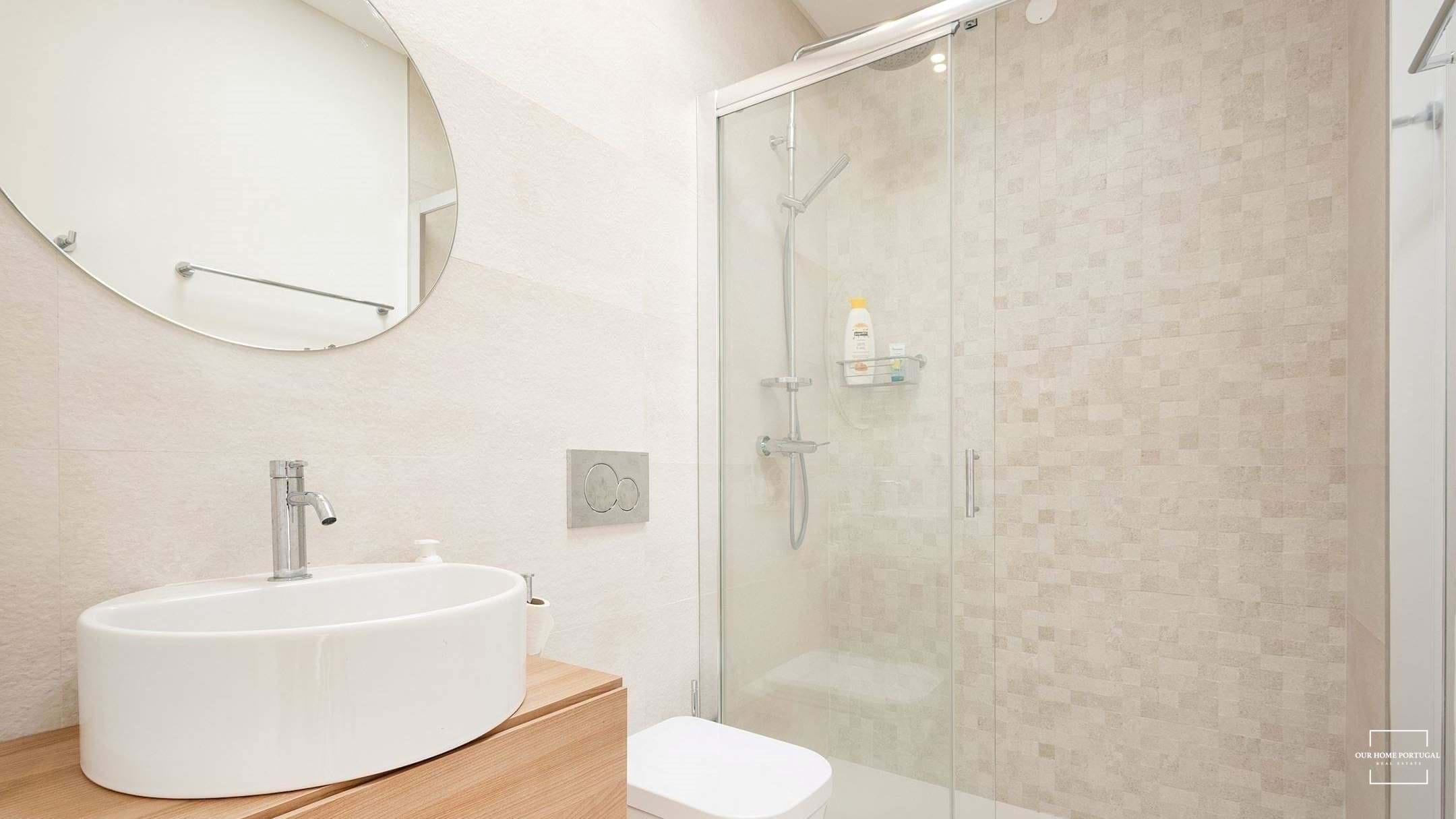 3 Bed, 2 Bath, HouseFor Sale, Lagoa, Faro, 8400-561