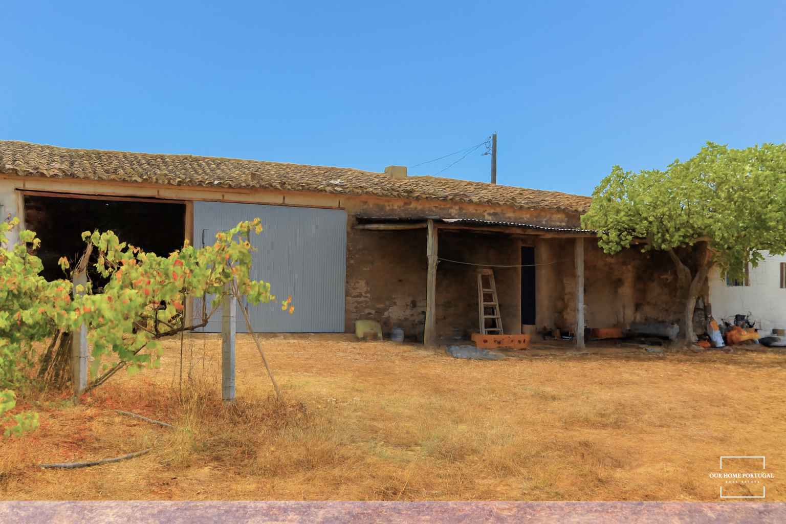 3 Bed, 1 Bath, HouseFor Sale, Loulé, Faro, 8100-183