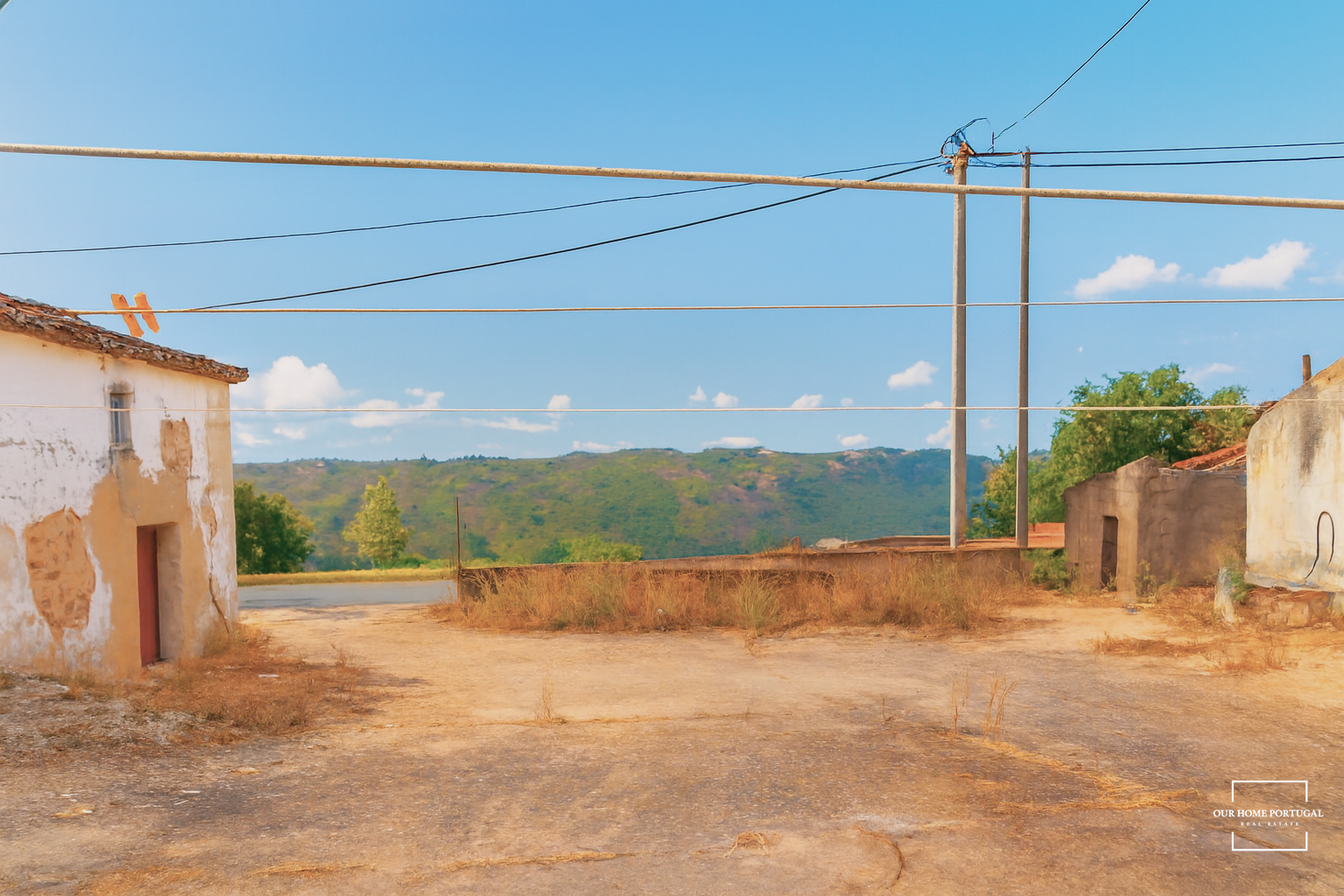 3 Bed, 1 Bath, HouseFor Sale, Loulé, Faro, 8100-183