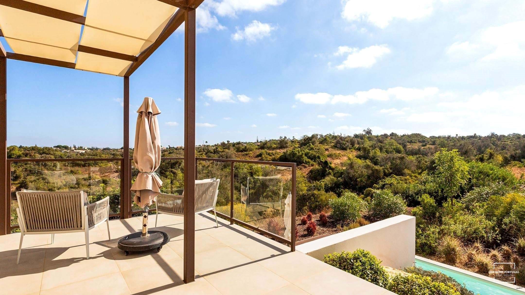 3 Bed, 2 Bath, HouseFor Sale, Lagoa, Faro, 8400-561