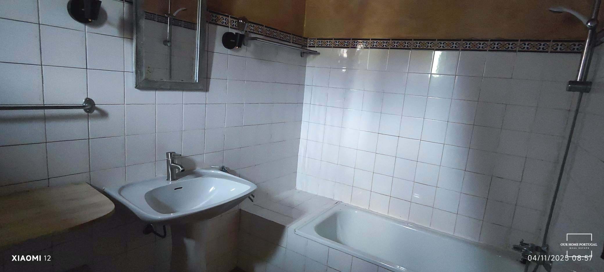 2 Bed, 1 Bath, HouseFor Sale, Loulé, Faro, 8100-109