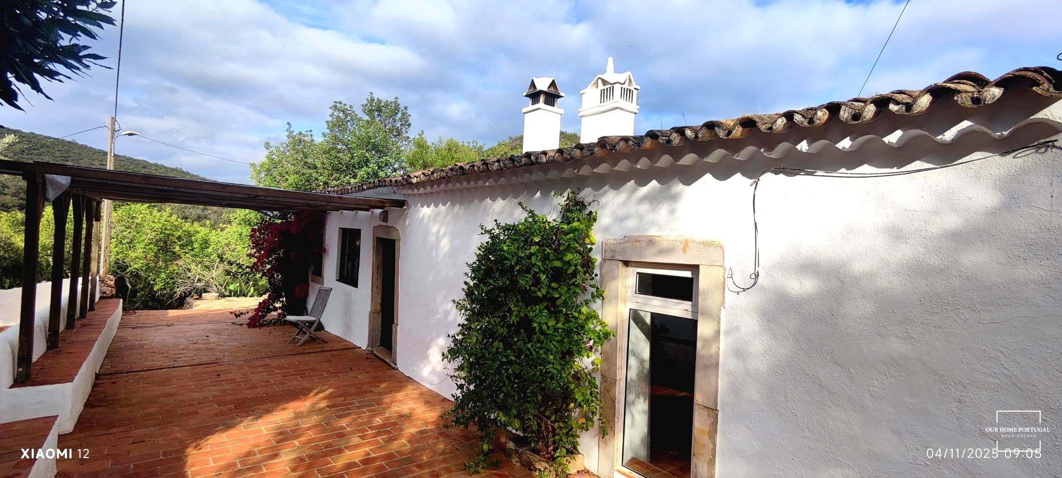 2 Bed, 1 Bath, HouseFor Sale, Loulé, Faro, 8100-109