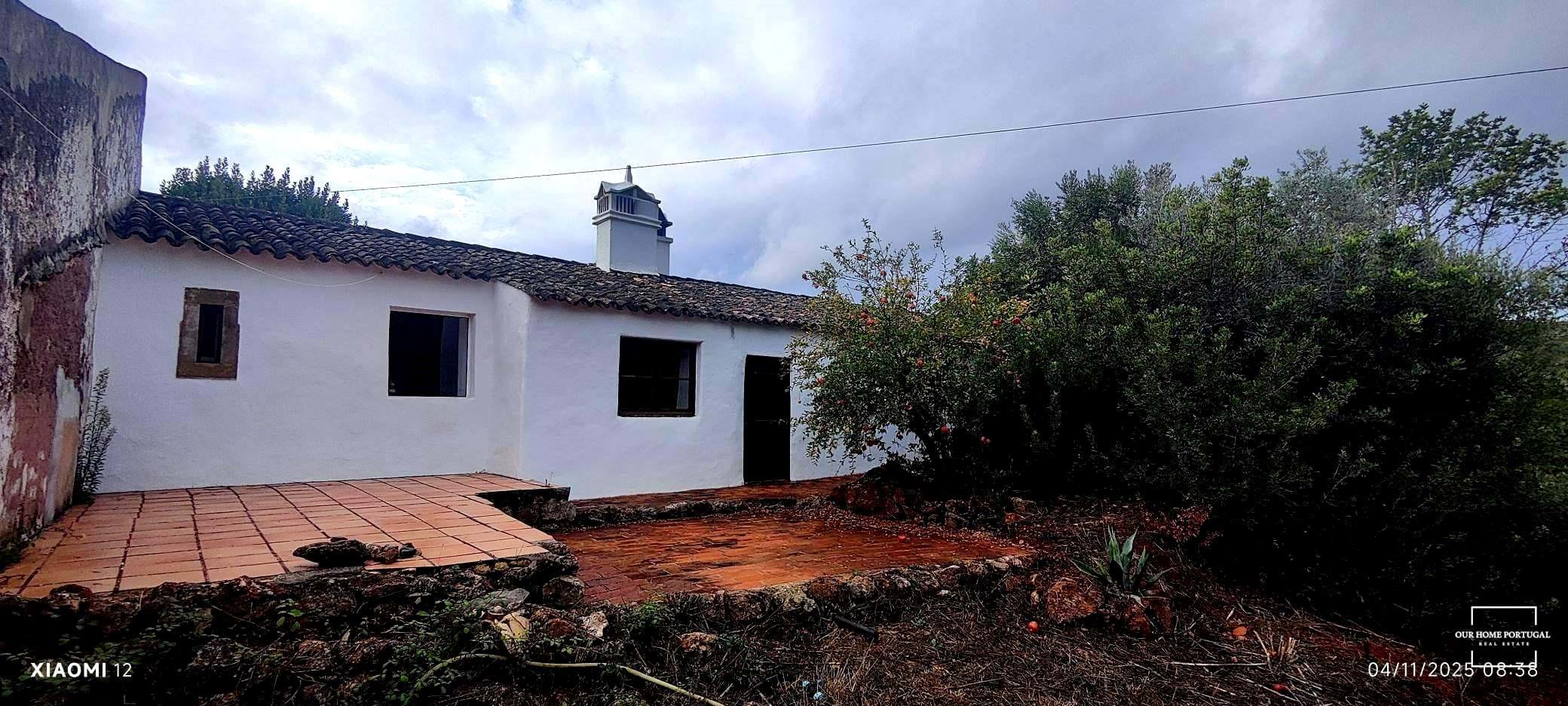 2 Bed, 1 Bath, HouseFor Sale, Loulé, Faro, 8100-109