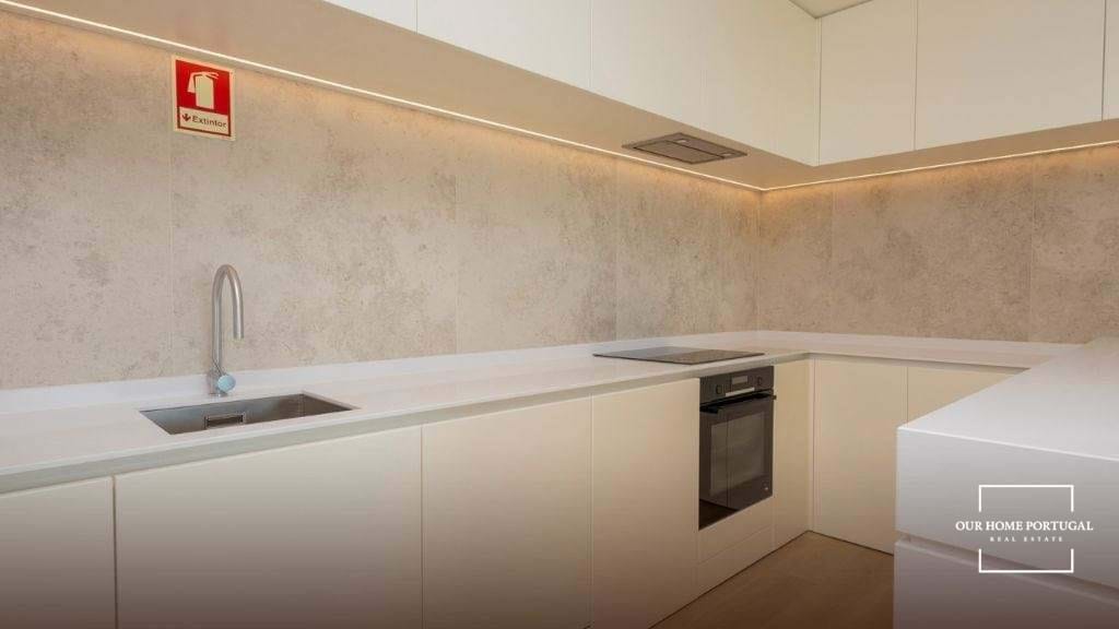 2 Bed, 2 Bath, ApartmentFor Sale, Lagos, Faro, 8600-301