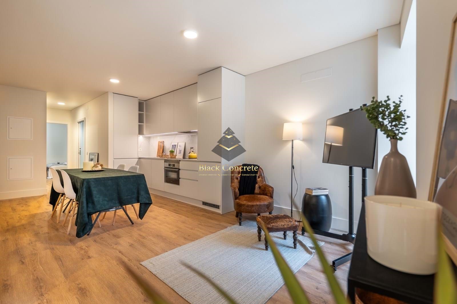 2 Bed, 1 Bath, ApartmentFor Sale, Lisboa, Lisboa, 1200-211