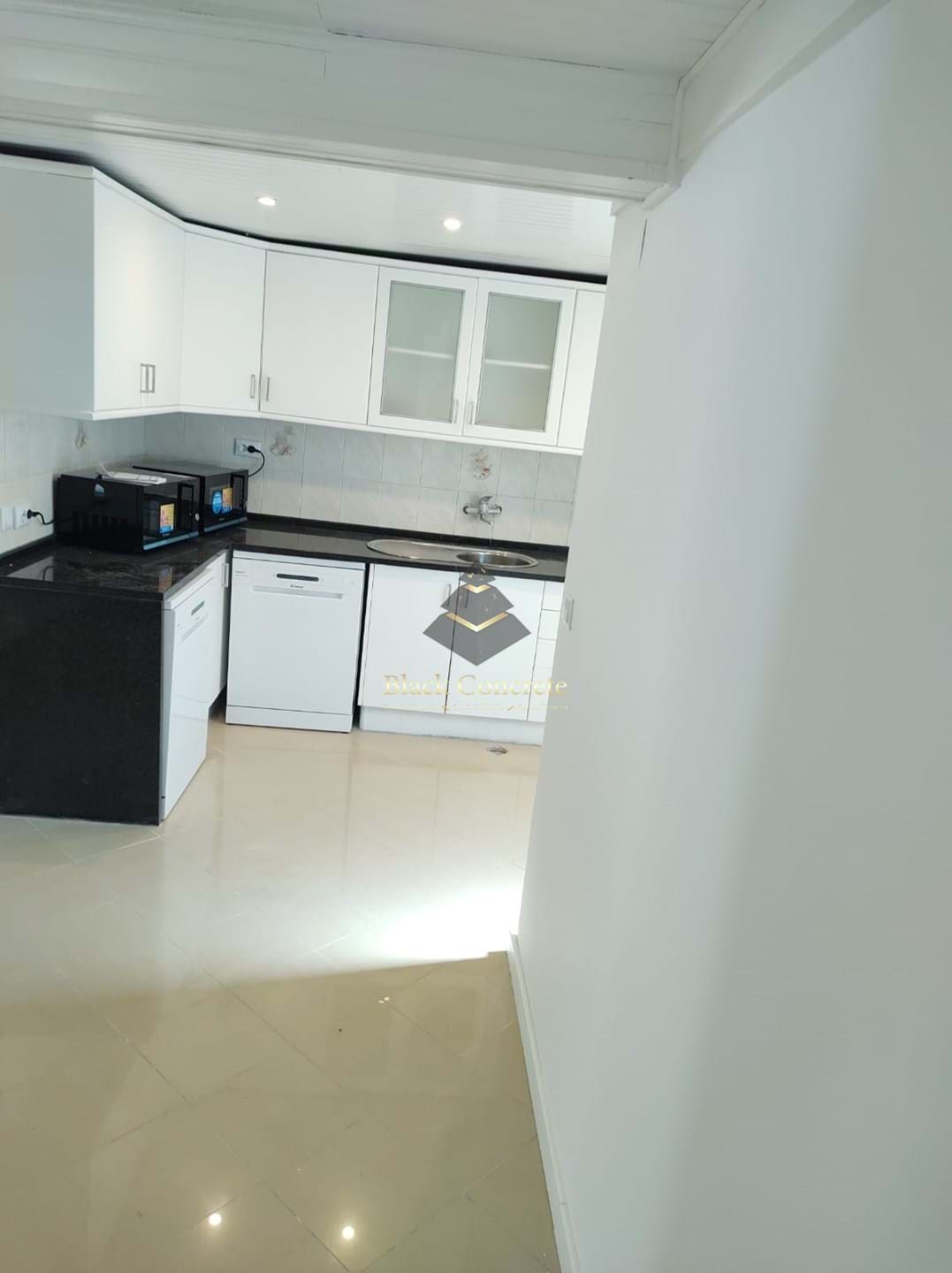 9 Bed, 3 Bath, HouseFor Sale, Lisboa, Lisboa, 1300-003
