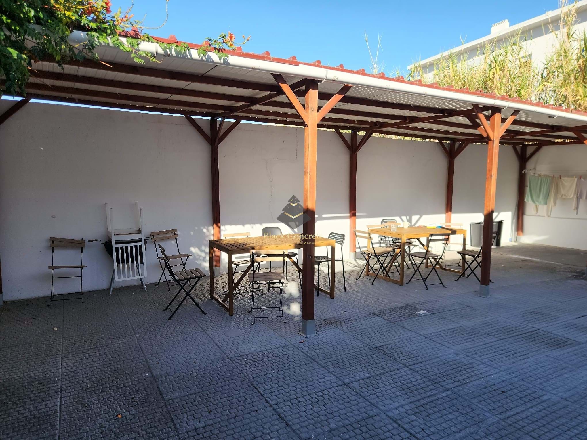 9 Bed, 3 Bath, HouseFor Sale, Lisboa, Lisboa, 1300-003