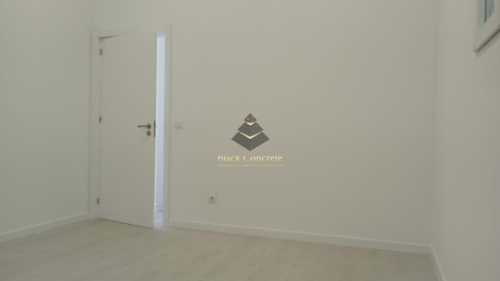 Commercial Property, For Sale