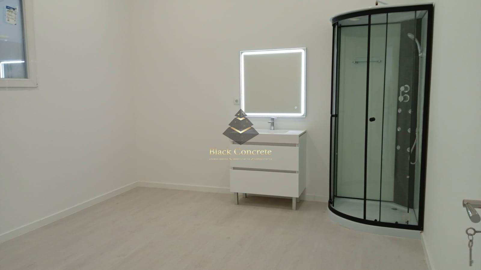 Commercial Property, For Sale