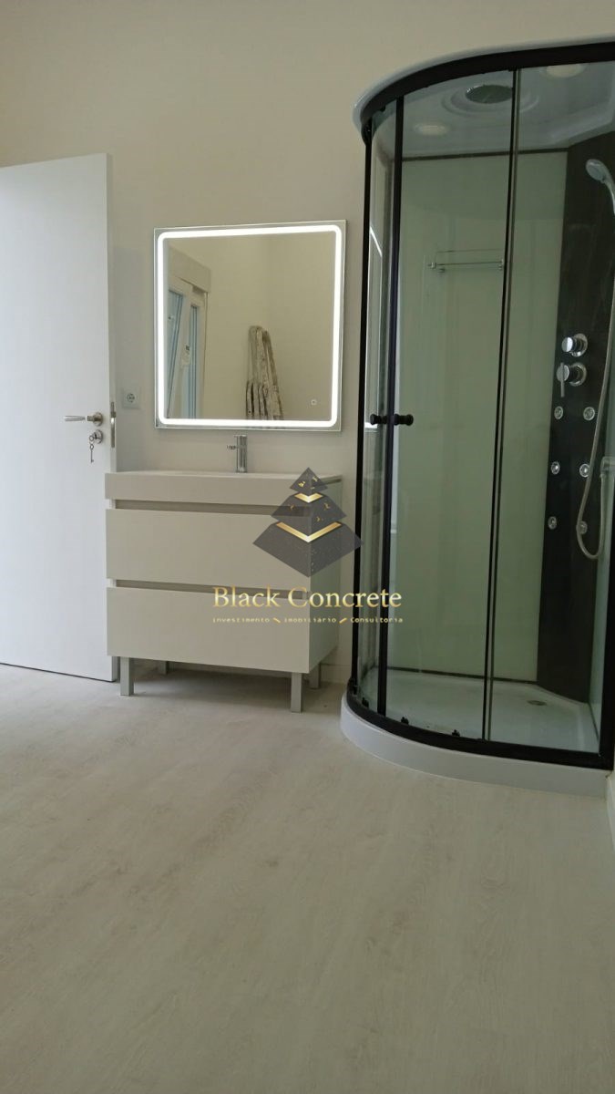 Commercial Property, For Sale