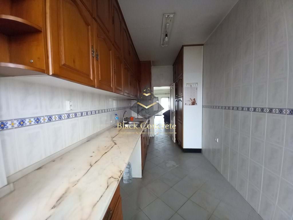 3 Bed, 2 Bath, ApartmentFor Sale, Almada, Setubal, 2825-316