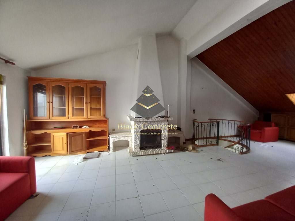 3 Bed, 2 Bath, ApartmentFor Sale, Almada, Setubal, 2825-316