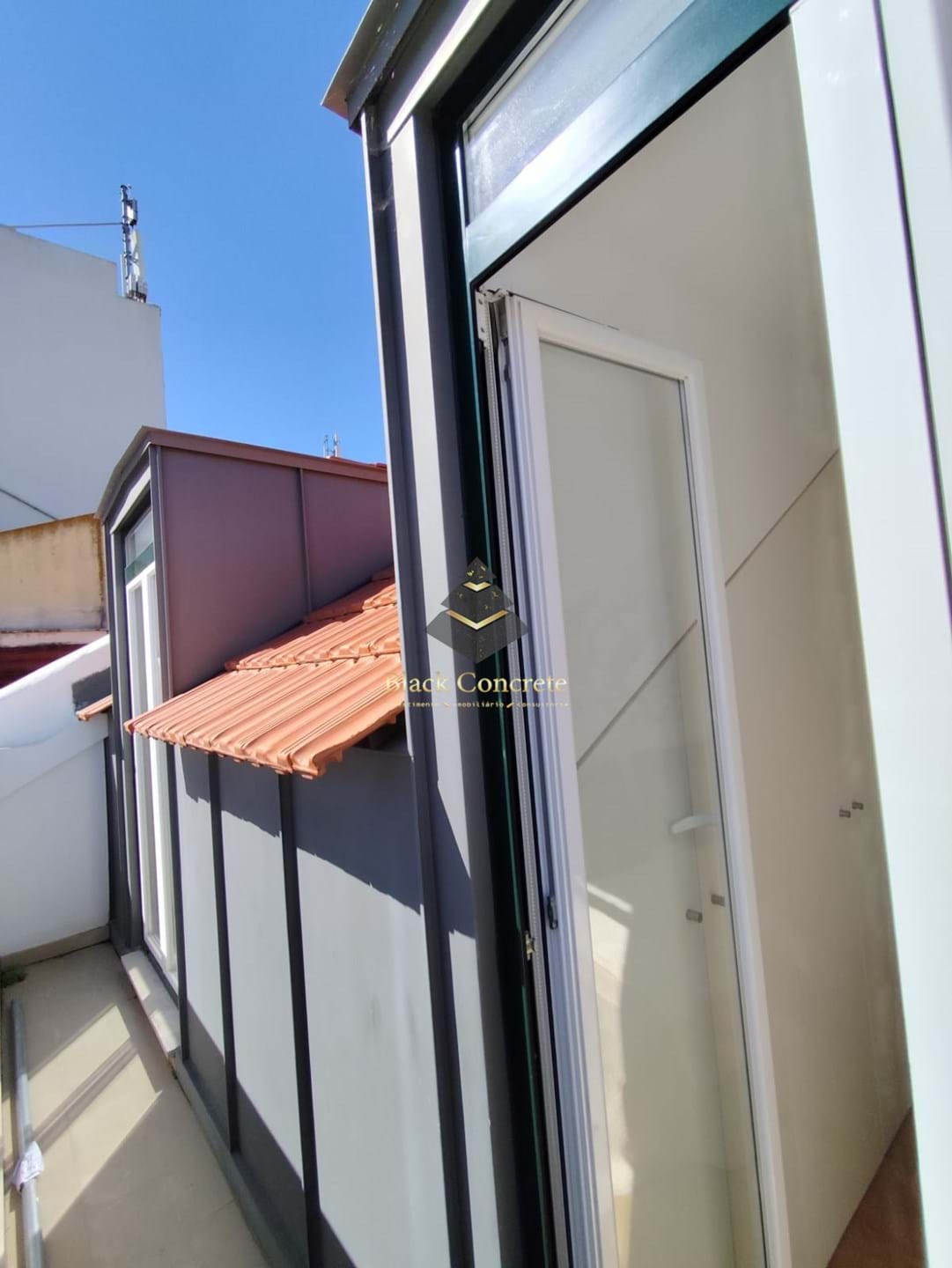 2 Bed, 1 Bath, ApartmentFor Sale, Lisboa, Lisboa, 1170-376
