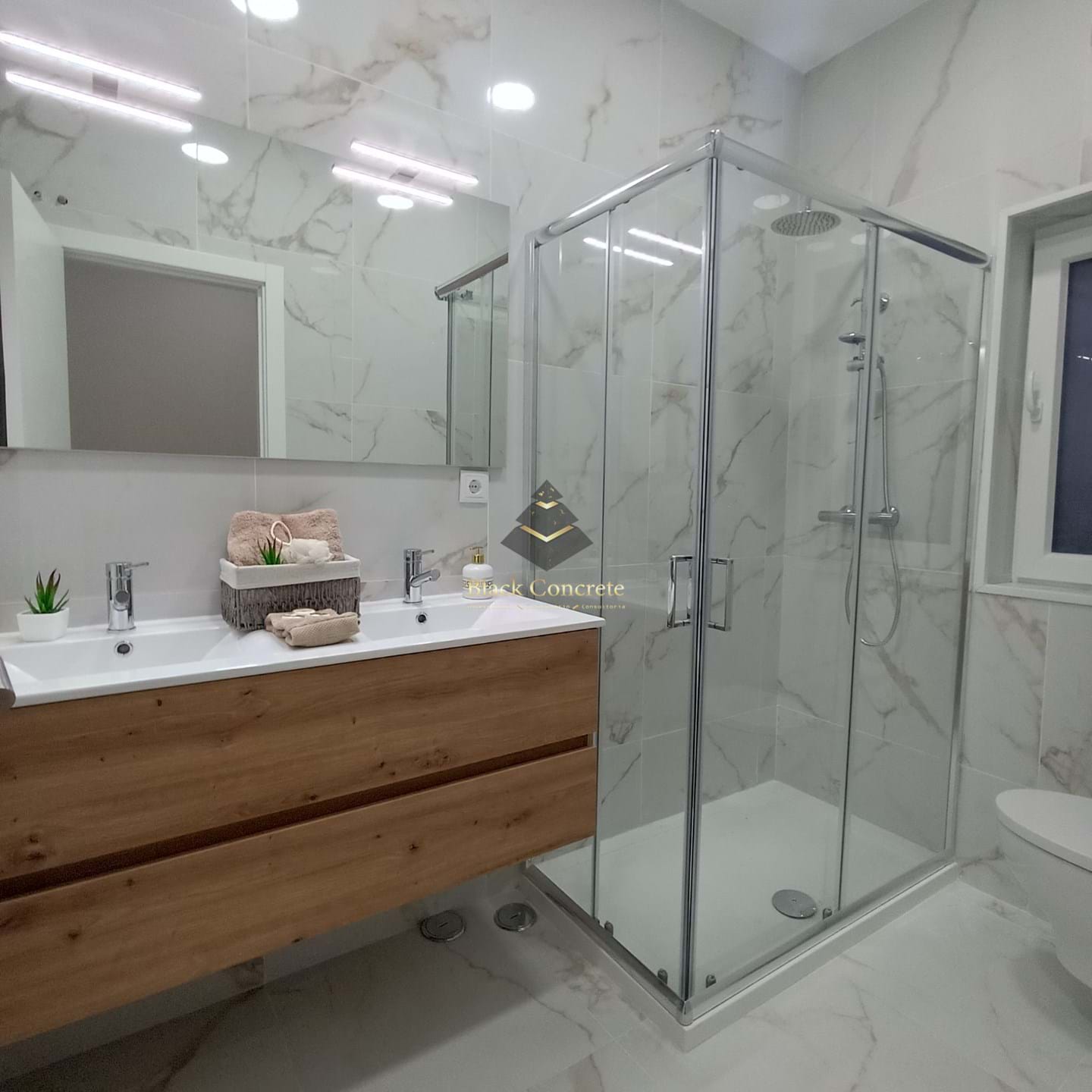 3 Bed, 2 Bath, ApartmentFor Sale, Lisboa, Lisboa, 1170-376