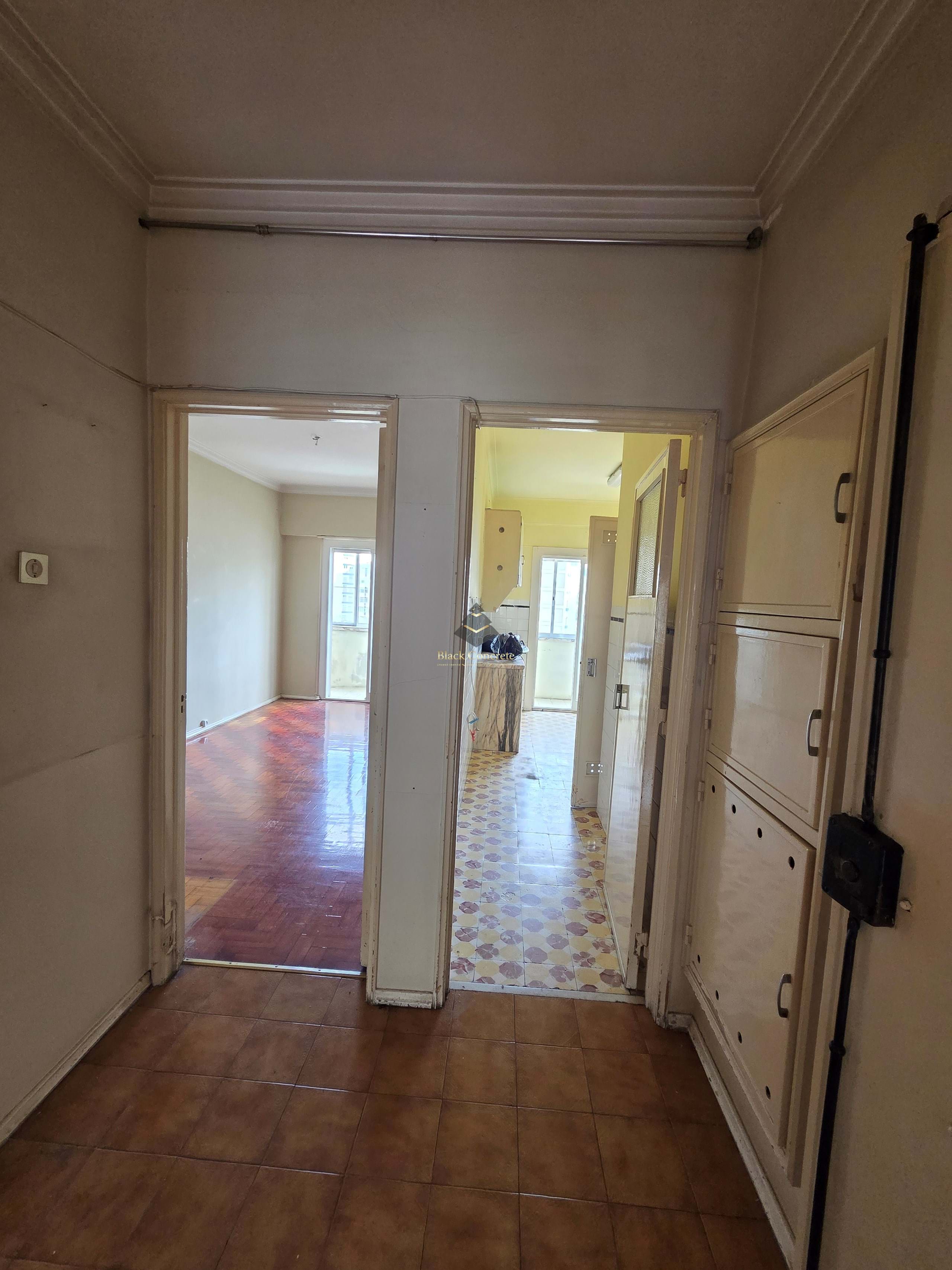 2 Bed, 1 Bath, ApartmentFor Sale, Lisboa, Lisboa, 1500-595
