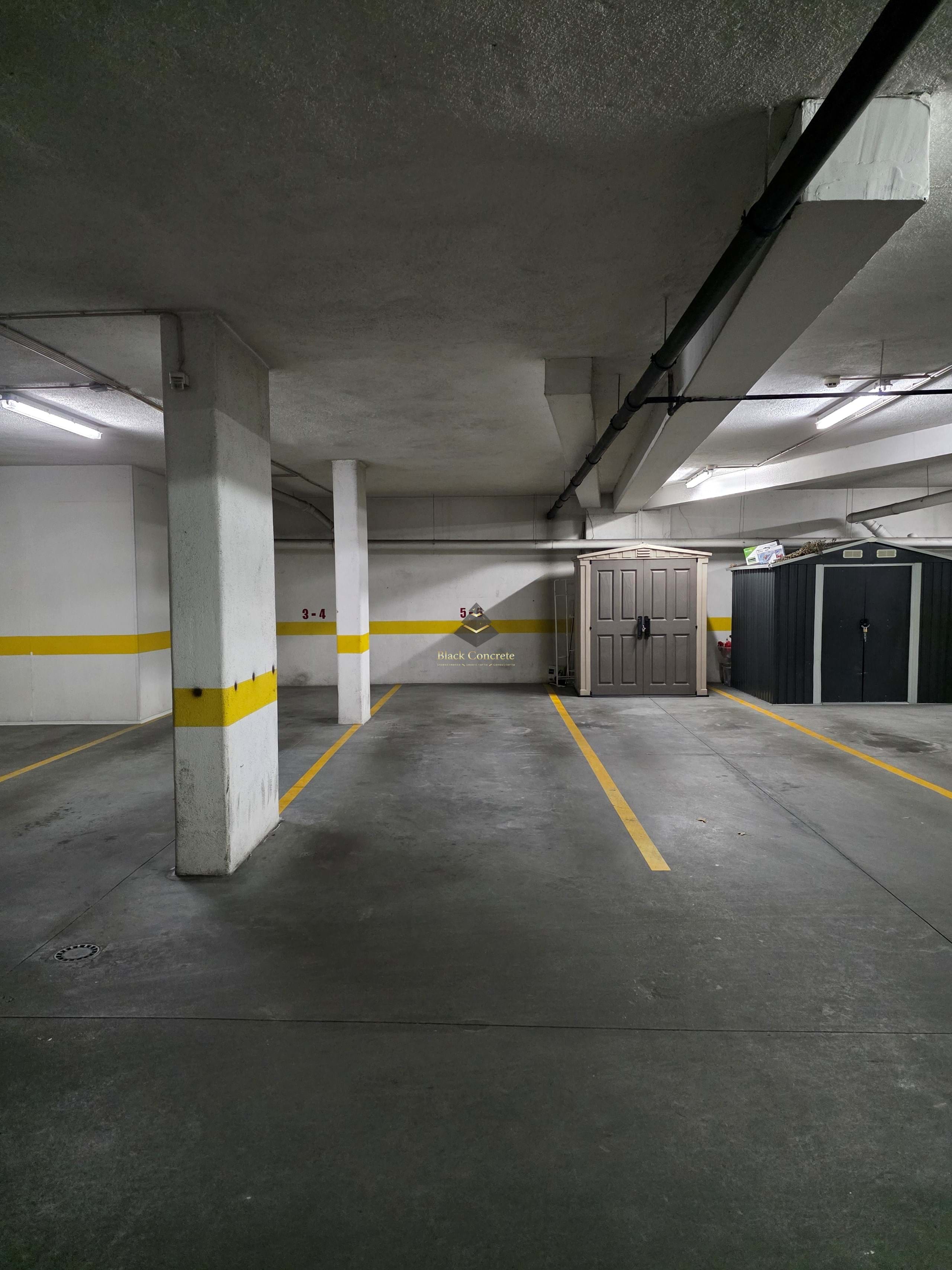 3 Bed, 2 Bath, ApartmentFor Sale, Odivelas, Lisboa, 2675-669