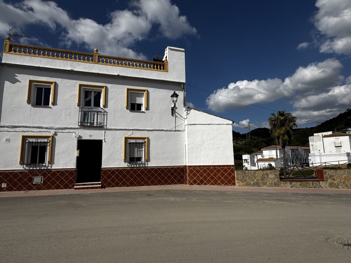 5 Bed, 2 Bath, HouseFor Sale, Torre Alhaquime, Andalucia