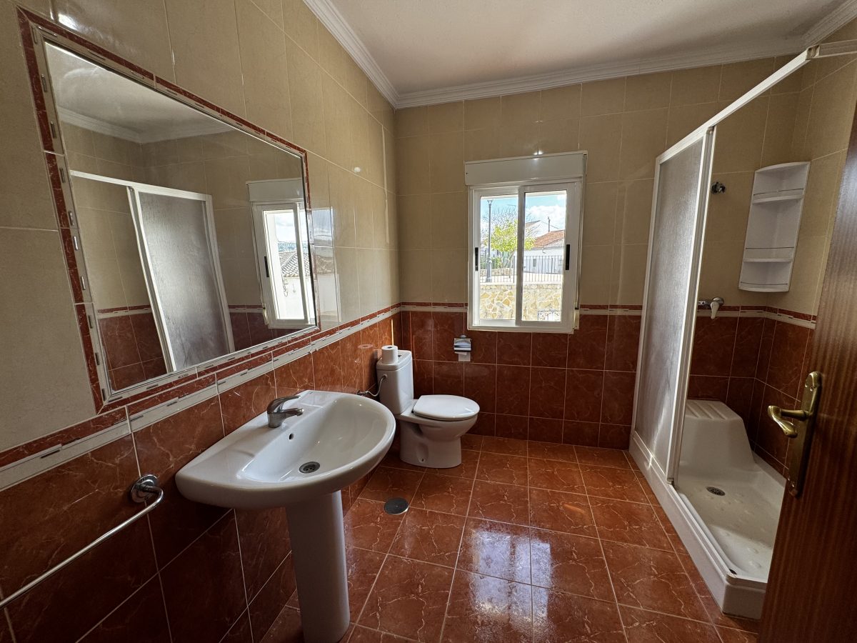5 Bed, 2 Bath, HouseFor Sale, Torre Alhaquime, Andalucia